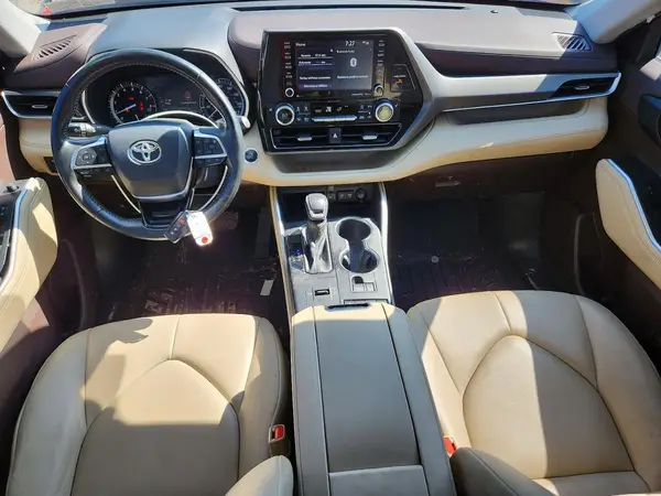 5TDGZRAH1MS537959 2021 TOYOTA HIGHLANDER - Image 8