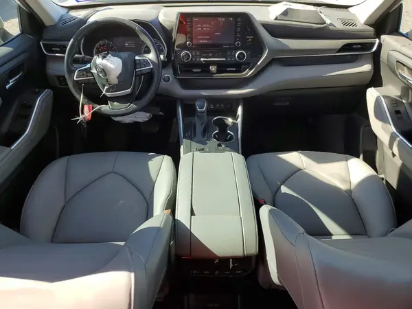 5TDGZRAH1NS094035 2022 TOYOTA HIGHLANDER - Image 8