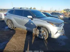 5TDGZRAH1NS095945 2022 TOYOTA HIGHLANDER