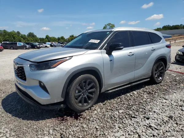 5TDGZRAH1NS119273 2022 TOYOTA HIGHLANDER - Image 1