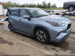 5TDGZRAH1NS120472 2022 TOYOTA HIGHLANDER