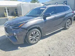 5TDGZRAH1NS122951 2022 TOYOTA HIGHLANDER
