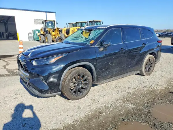 5TDGZRAH1NS124599 2022 TOYOTA HIGHLANDER - Image 1