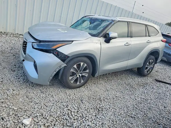 5TDGZRAH1NS539907 2022 TOYOTA HIGHLANDER - Image 1