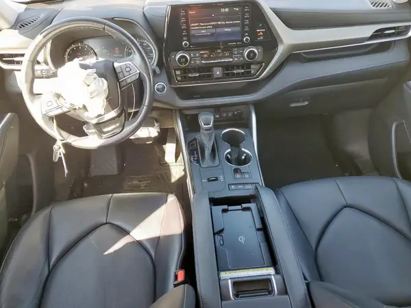 5TDGZRAH2LS021768 2020 TOYOTA HIGHLANDER - Image 8