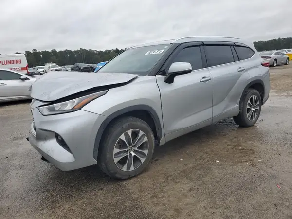 5TDGZRAH2LS500580 2020 TOYOTA HIGHLANDER - Image 1