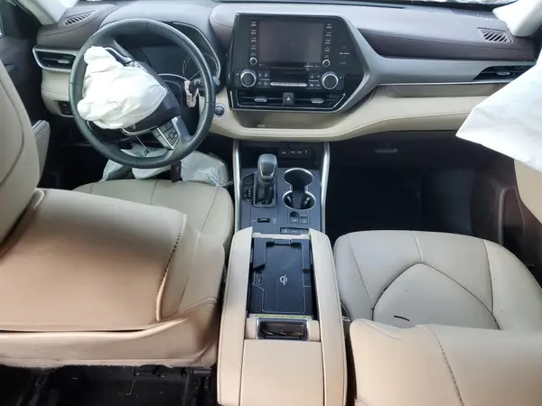 5TDGZRAH2LS502880 2020 TOYOTA HIGHLANDER - Image 8