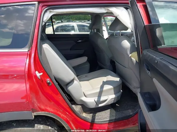 5TDGZRAH2LS503706 2020 TOYOTA HIGHLANDER - Image 8