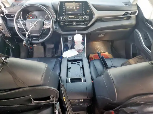 5TDGZRAH2LS503950 2020 TOYOTA HIGHLANDER - Image 8