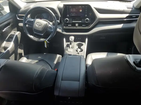 5TDGZRAH2LS507917 2020 TOYOTA HIGHLANDER - Image 8