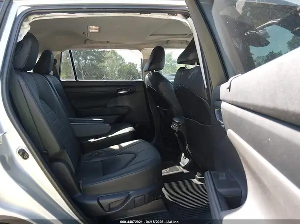 5TDGZRAH2LS508128 2020 TOYOTA HIGHLANDER - Image 8