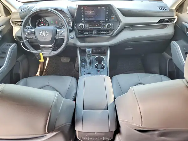 5TDGZRAH2MS031816 2021 TOYOTA HIGHLANDER - Image 8