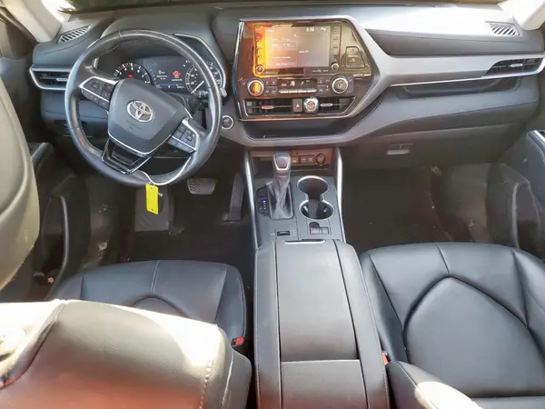 5TDGZRAH2MS042511 2021 TOYOTA HIGHLANDER - Image 8