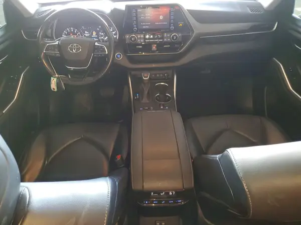 5TDGZRAH2MS071524 2021 TOYOTA HIGHLANDER - Image 8
