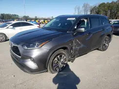 5TDGZRAH2MS082863 2021 TOYOTA HIGHLANDER