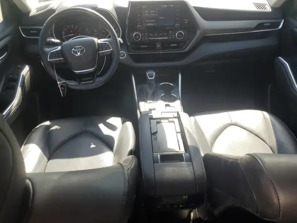 5TDGZRAH2MS528977 2021 TOYOTA HIGHLANDER - Image 8