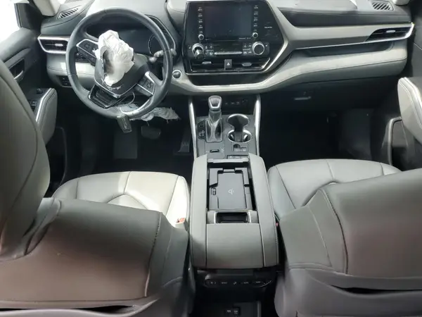 5TDGZRAH2MS535041 2021 TOYOTA HIGHLANDER - Image 8
