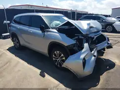 5TDGZRAH2MS538098 2021 TOYOTA HIGHLANDER