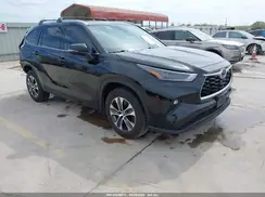5TDGZRAH2NS090608 2022 TOYOTA HIGHLANDER