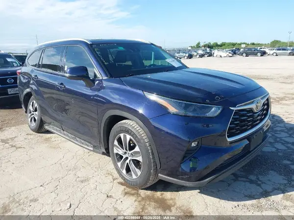 5TDGZRAH2NS111022 2022 TOYOTA HIGHLANDER - Image 1