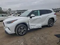 5TDGZRAH2NS117239 2022 TOYOTA HIGHLANDER