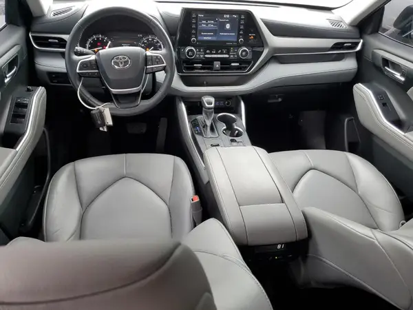 5TDGZRAH2NS127012 2022 TOYOTA HIGHLANDER - Image 8