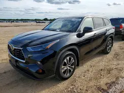 5TDGZRAH2NS539057 2022 TOYOTA HIGHLANDER