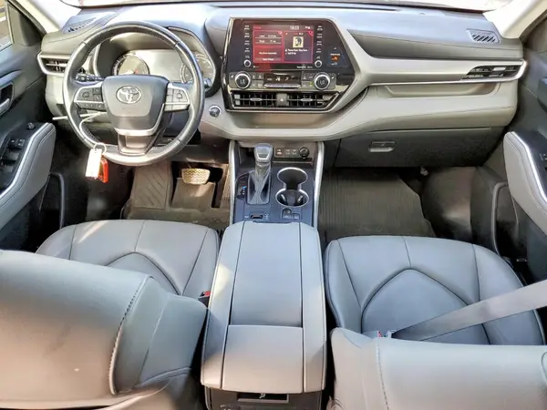 5TDGZRAH2NS539057 2022 TOYOTA HIGHLANDER - Image 8