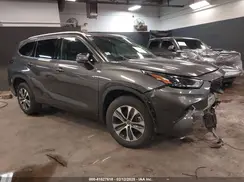 5TDGZRAH2NS544100 2022 TOYOTA HIGHLANDER