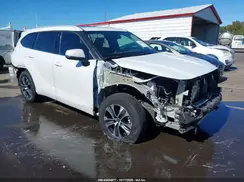 5TDGZRAH2NS544551 2022 TOYOTA HIGHLANDER