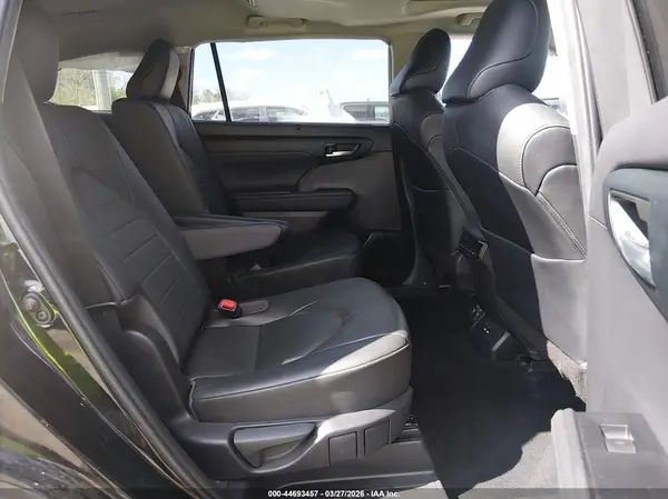 5TDGZRAH3LS019625 2020 TOYOTA HIGHLANDER - Image 8