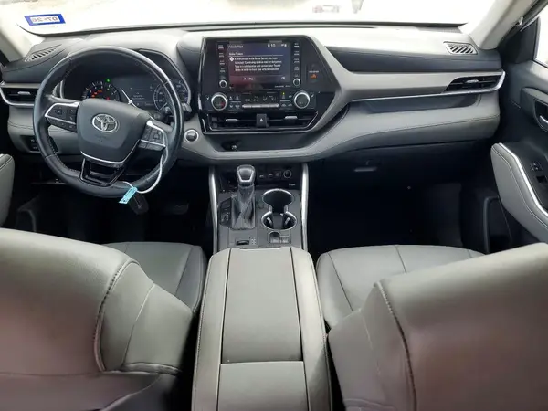 5TDGZRAH3LS502452 2020 TOYOTA HIGHLANDER - Image 8