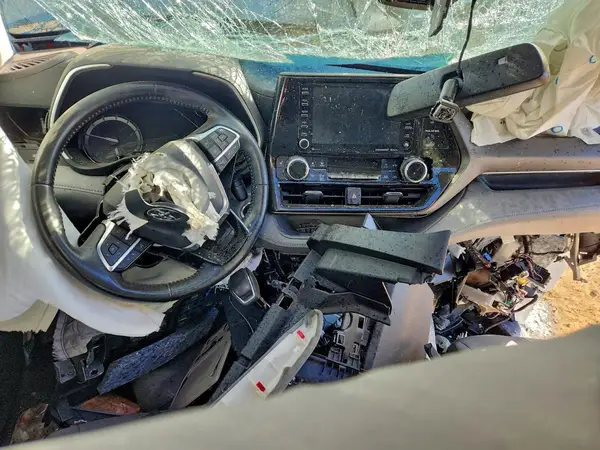 5TDGZRAH3LS506338 2020 TOYOTA HIGHLANDER - Image 8