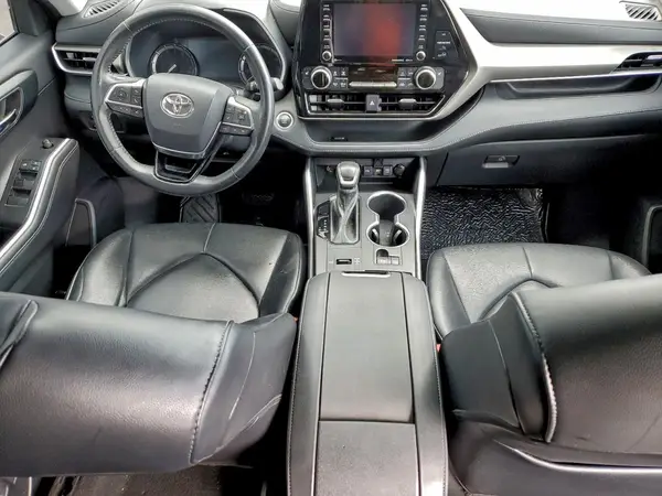 5TDGZRAH3MS034904 2021 TOYOTA HIGHLANDER - Image 8
