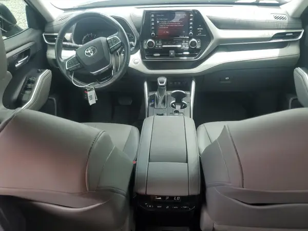 5TDGZRAH3MS036278 2021 TOYOTA HIGHLANDER - Image 8