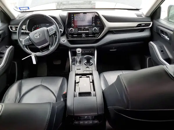 5TDGZRAH3MS040329 2021 TOYOTA HIGHLANDER - Image 8
