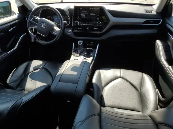 5TDGZRAH3MS080667 2021 TOYOTA HIGHLANDER - Image 8