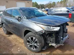 5TDGZRAH3MS537395 2021 TOYOTA HIGHLANDER