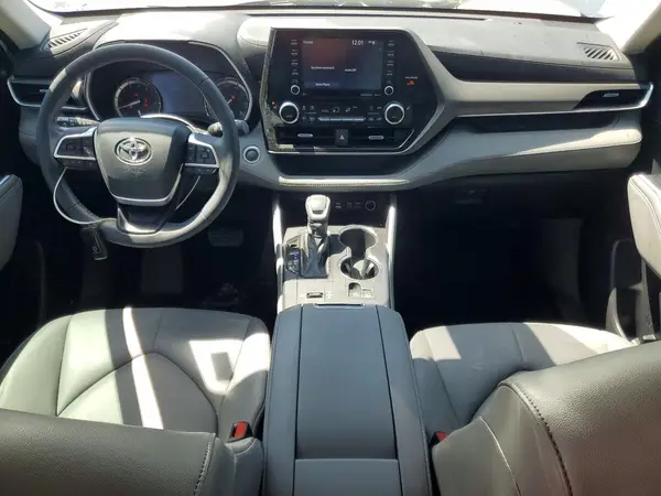 5TDGZRAH3NS101731 2022 TOYOTA HIGHLANDER - Image 8