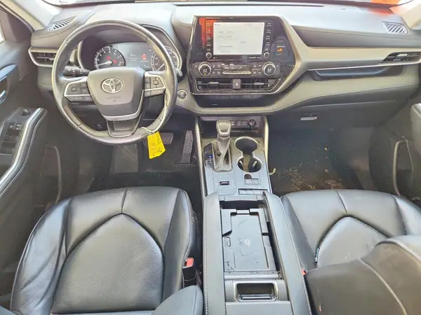 5TDGZRAH3NS128928 2022 TOYOTA HIGHLANDER - Image 8
