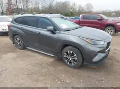 5TDGZRAH3NS136933 2022 TOYOTA HIGHLANDER