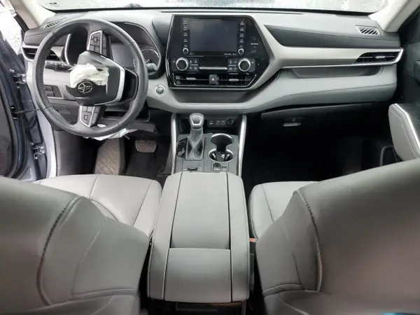 5TDGZRAH3NS142117 2022 TOYOTA HIGHLANDER - Image 8