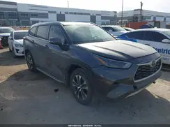 5TDGZRAH3NS540489 2022 TOYOTA HIGHLANDER