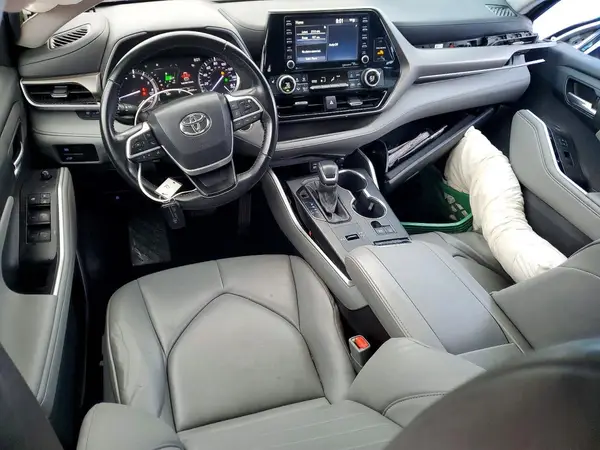 5TDGZRAH3NS543148 2022 TOYOTA HIGHLANDER - Image 8