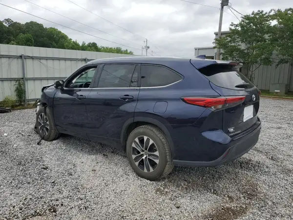 5TDGZRAH3NS544221 2022 TOYOTA HIGHLANDER - Image 2