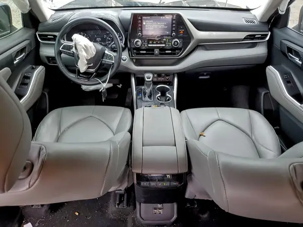 5TDGZRAH4LS007838 2020 TOYOTA HIGHLANDER - Image 8