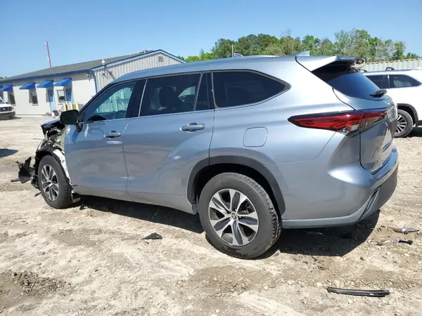 5TDGZRAH4LS007872 2020 TOYOTA HIGHLANDER - Image 2