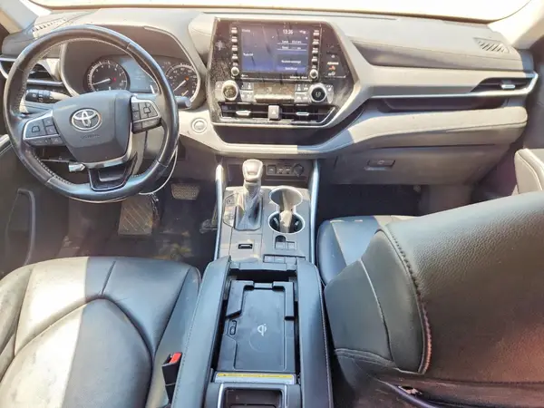 5TDGZRAH4LS013624 2020 TOYOTA HIGHLANDER - Image 8