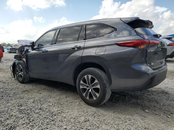 5TDGZRAH4LS022288 2020 TOYOTA HIGHLANDER - Image 2