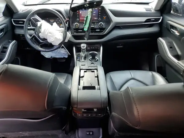 5TDGZRAH4LS022288 2020 TOYOTA HIGHLANDER - Image 8